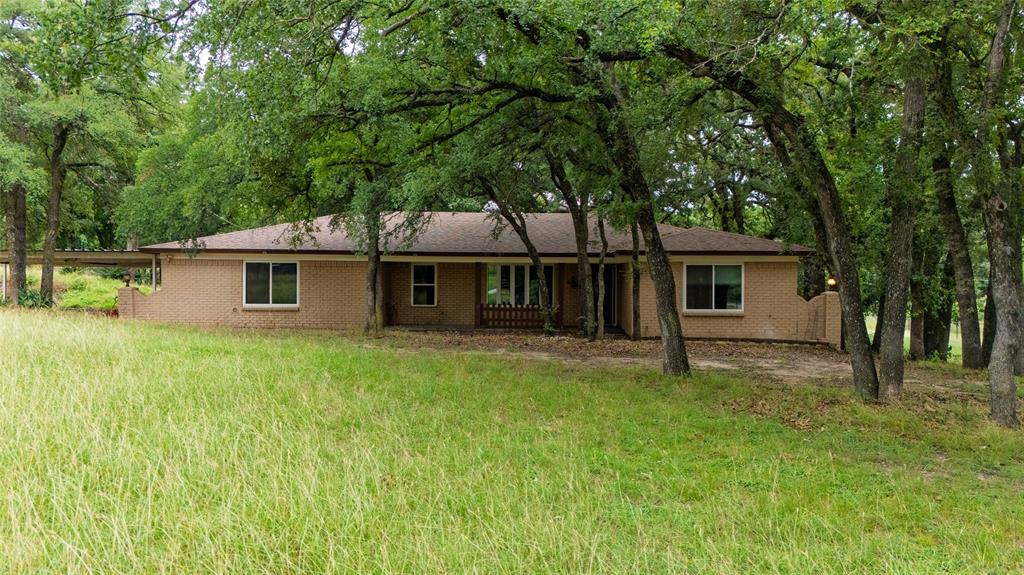 1517 Oakridge Court Property Photo 1
