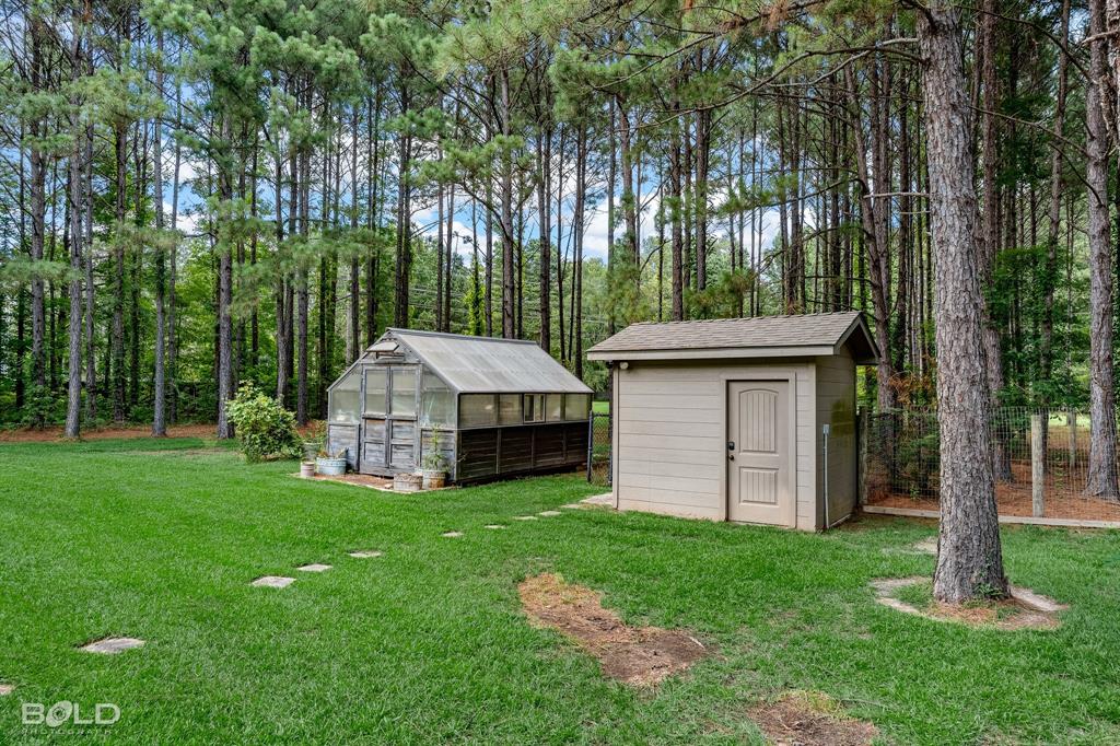 111 Winfield Road Property Photo 39