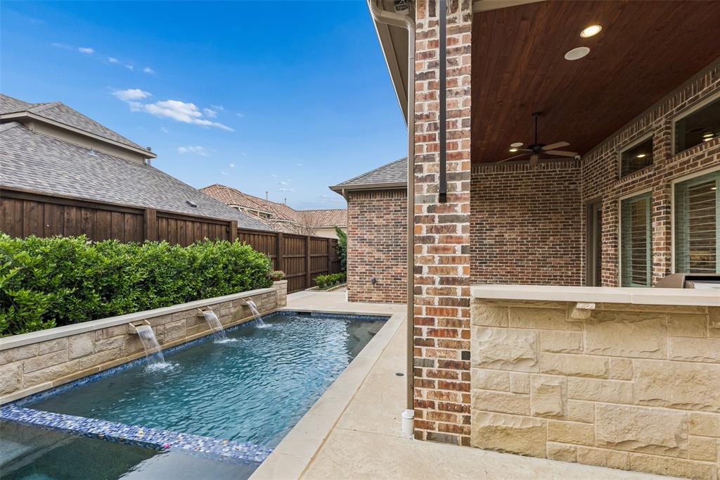 6611 Compton Court Property Photo 35