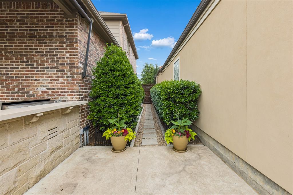 6611 Compton Court Property Photo 39