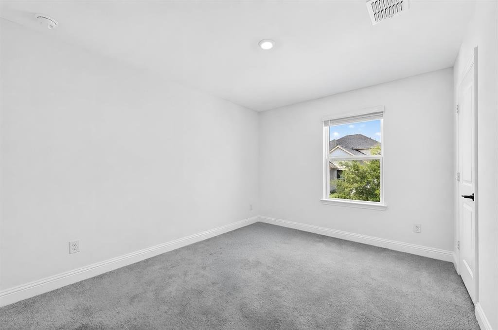 1113 Beebalm Mews Property Photo 14