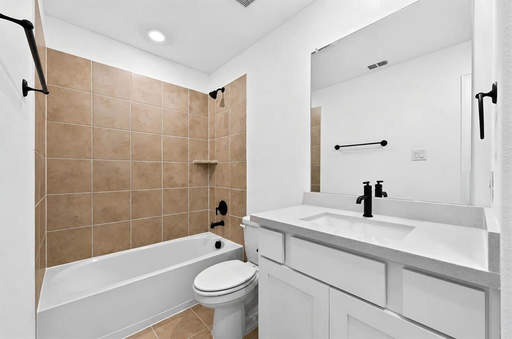 1113 Beebalm Mews Property Photo 15
