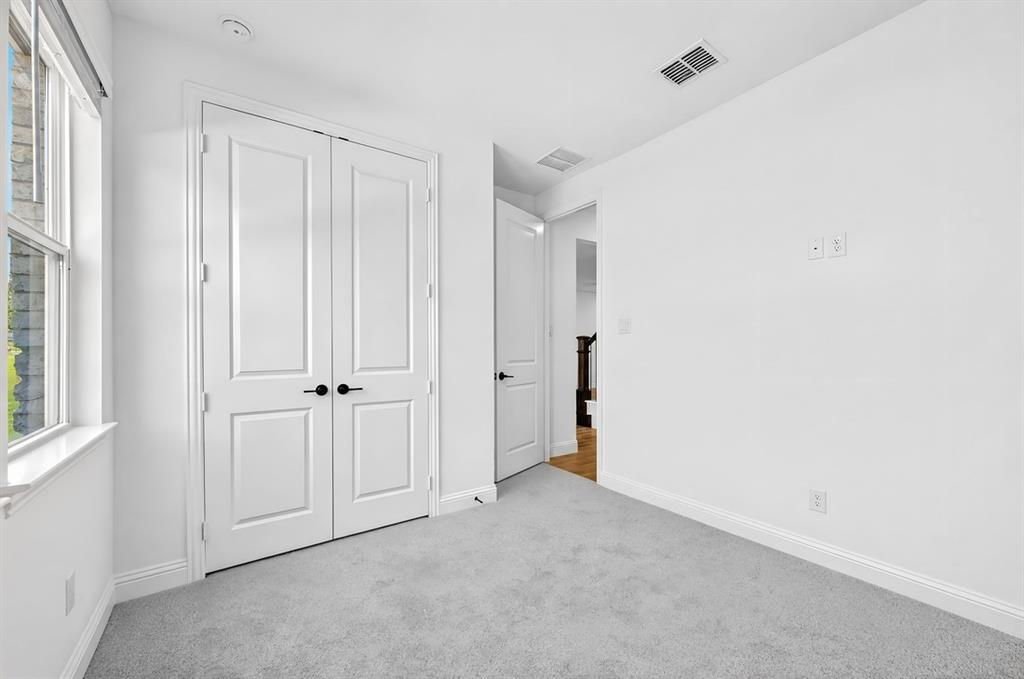 1113 Beebalm Mews Property Photo 19