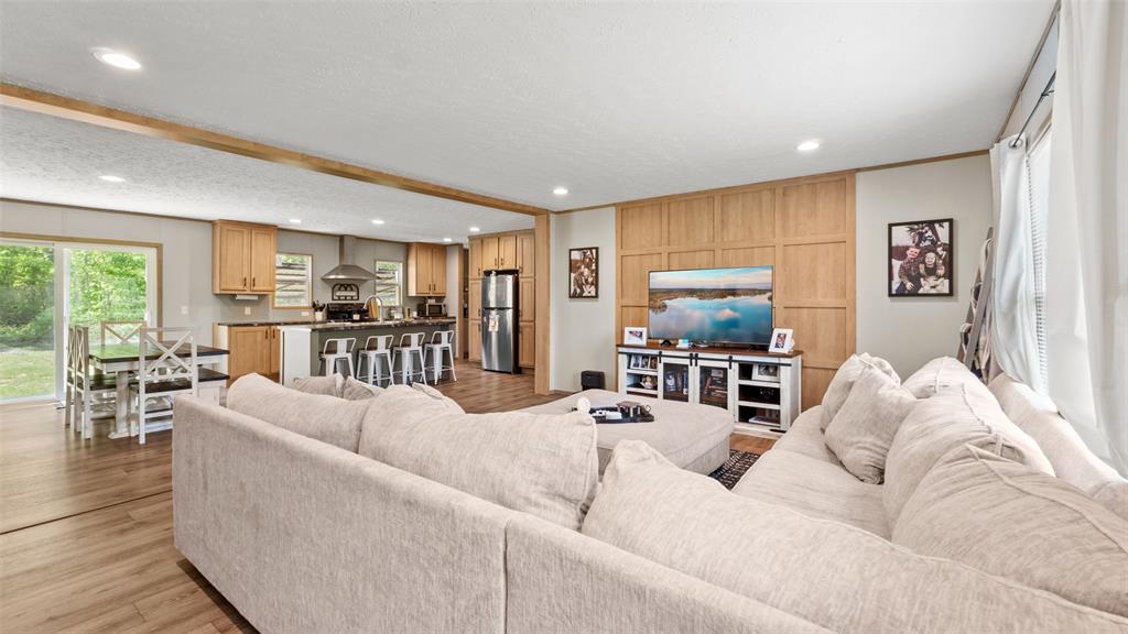 410 Cr 1125 Property Photo 2