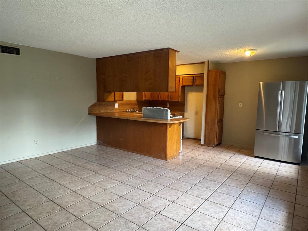 212 N Mimosa Property Photo 6