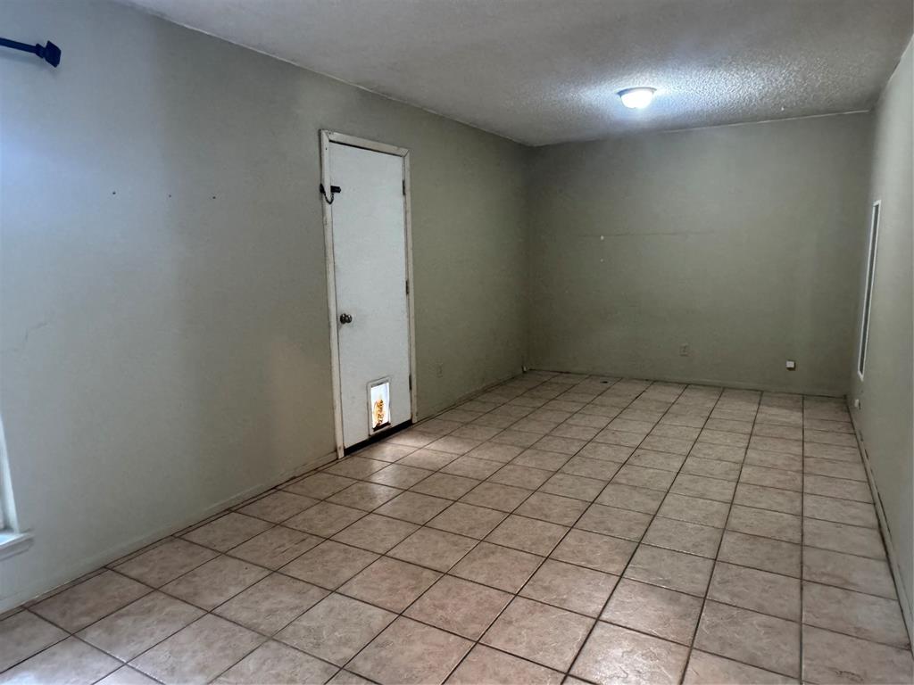 212 N Mimosa Property Photo 11