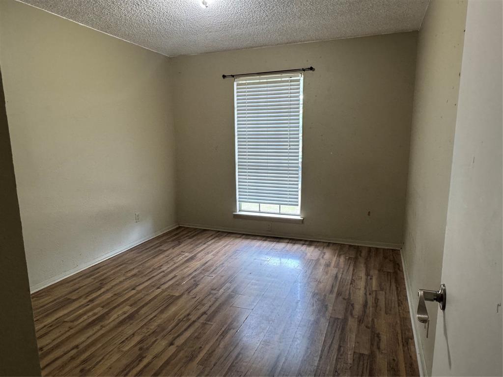 212 N Mimosa Property Photo 14
