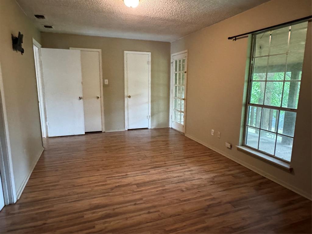 212 N Mimosa Property Photo 16