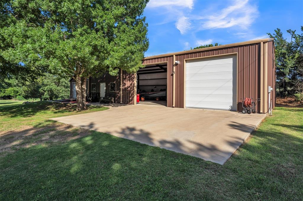 7466 Bent Trail Property Photo 3