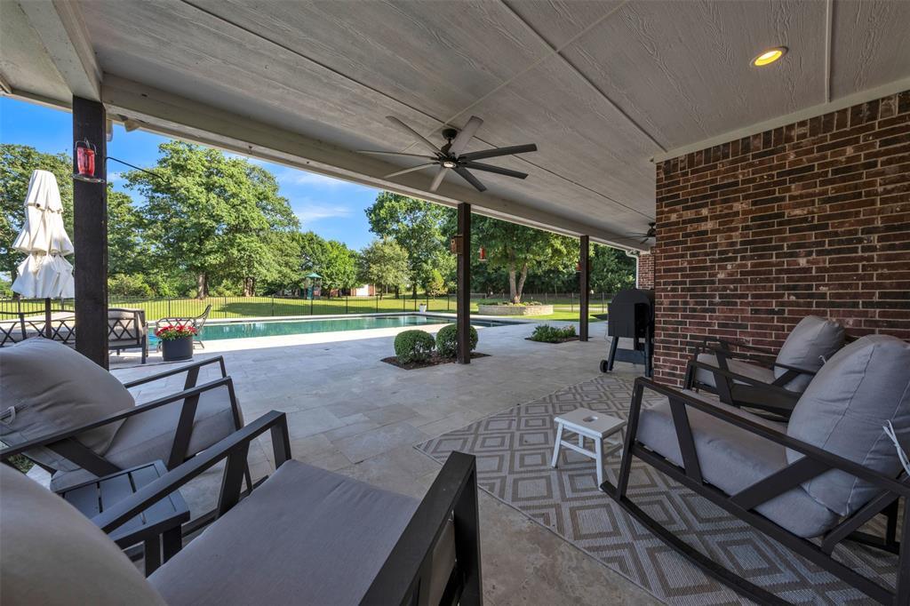 7466 Bent Trail Property Photo 32