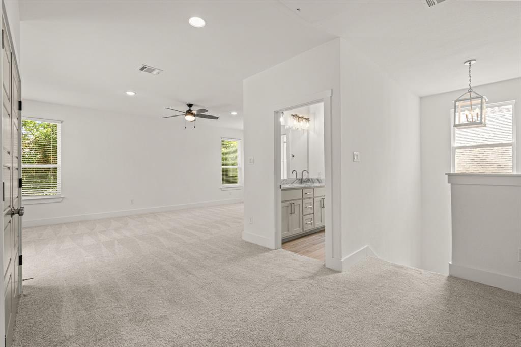 5618 Oaks Lane Property Photo 27