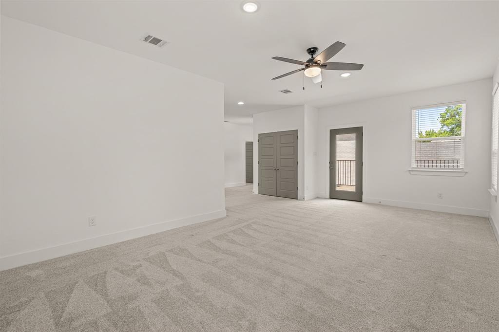 5618 Oaks Lane Property Photo 29