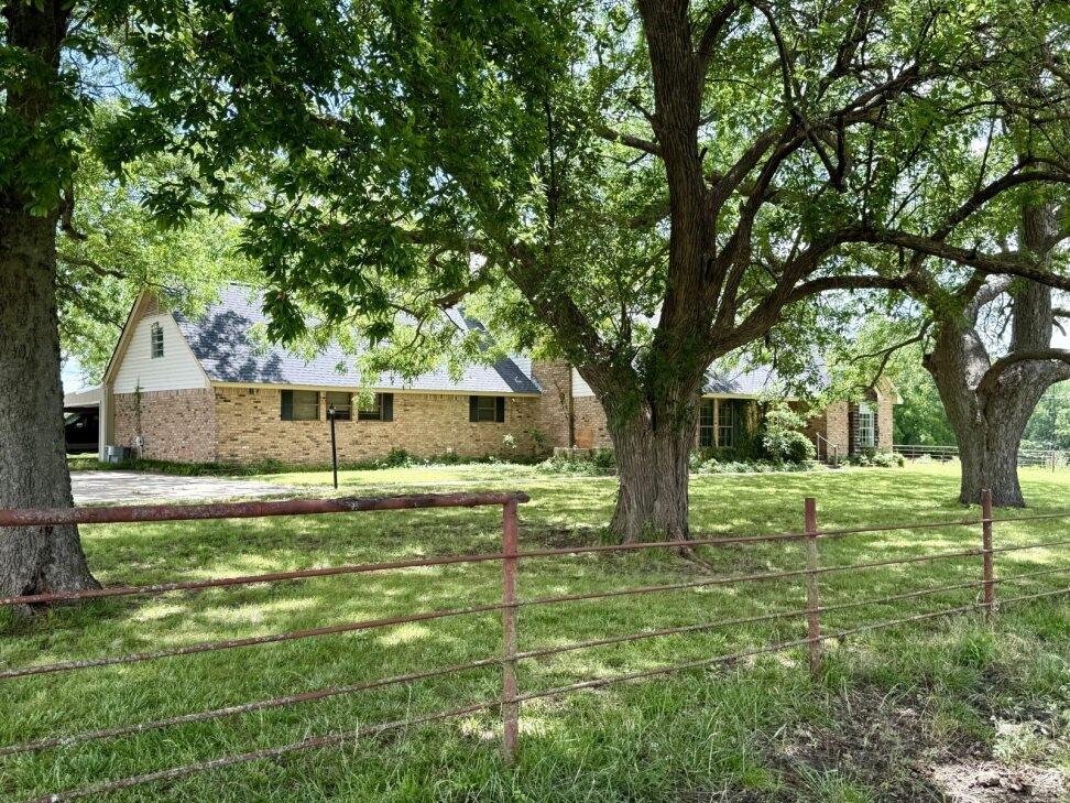 18048 Us-69 Property Photo 3