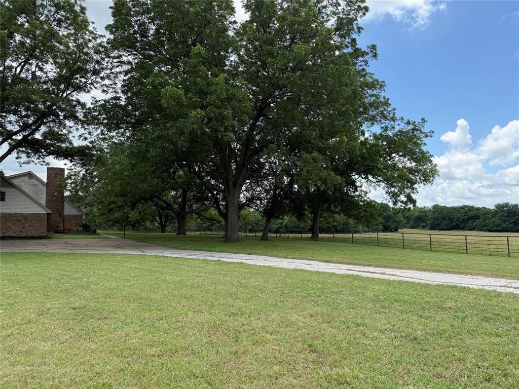 18048 Us-69 Property Photo 6