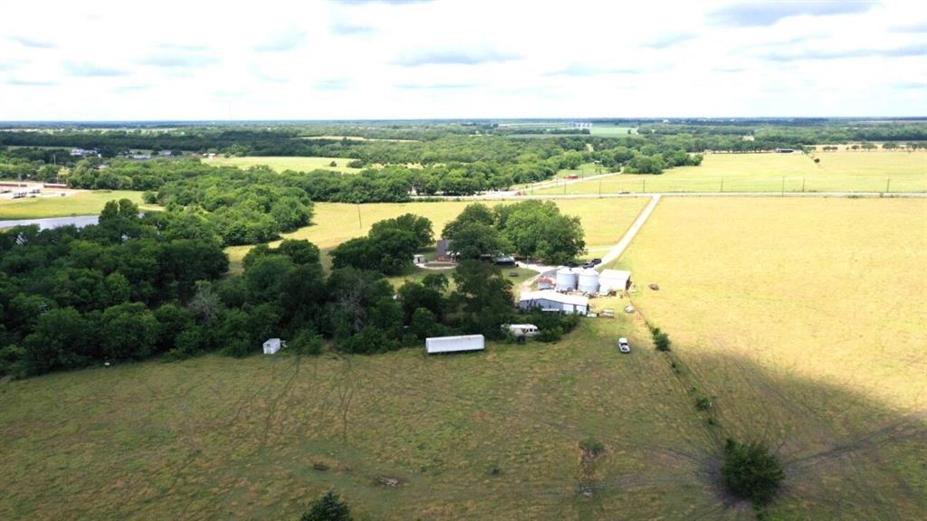 18048 Us-69 Property Photo 9