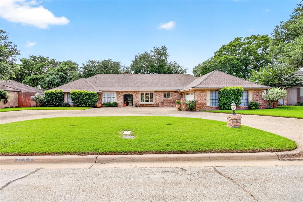 3929 Diamond Loch Property Photo 1
