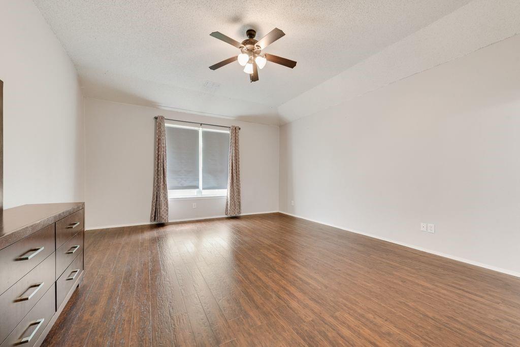 2831 Wild Oak Lane Property Photo 14