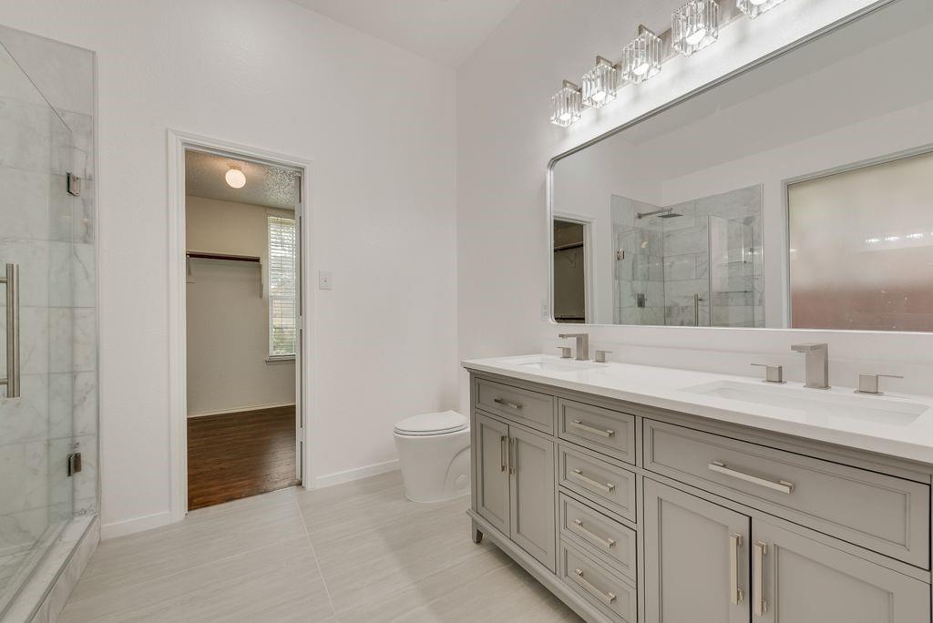 2831 Wild Oak Lane Property Photo 16