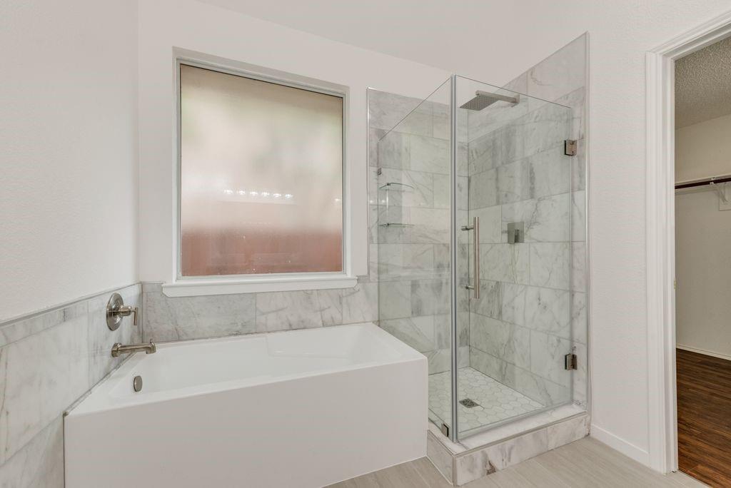 2831 Wild Oak Lane Property Photo 17