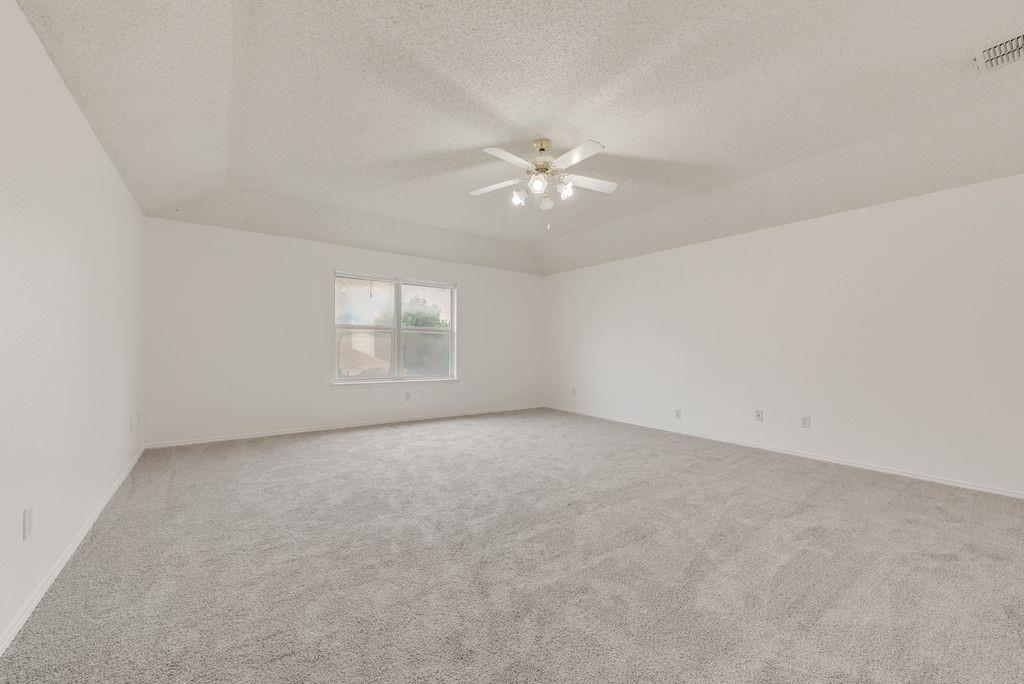 2831 Wild Oak Lane Property Photo 19