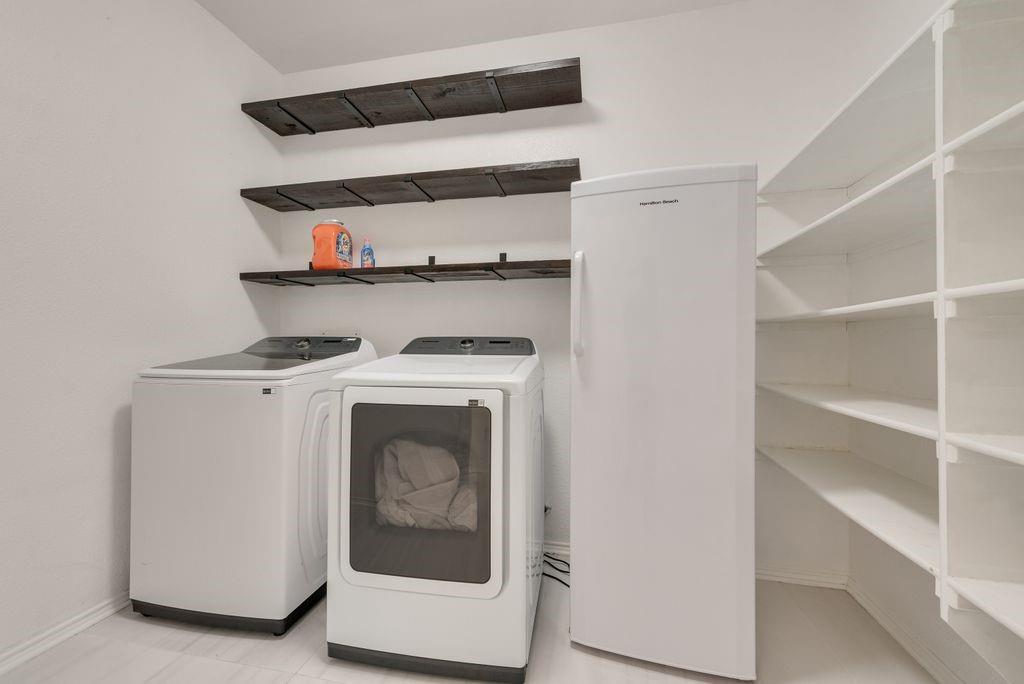 2831 Wild Oak Lane Property Photo 26