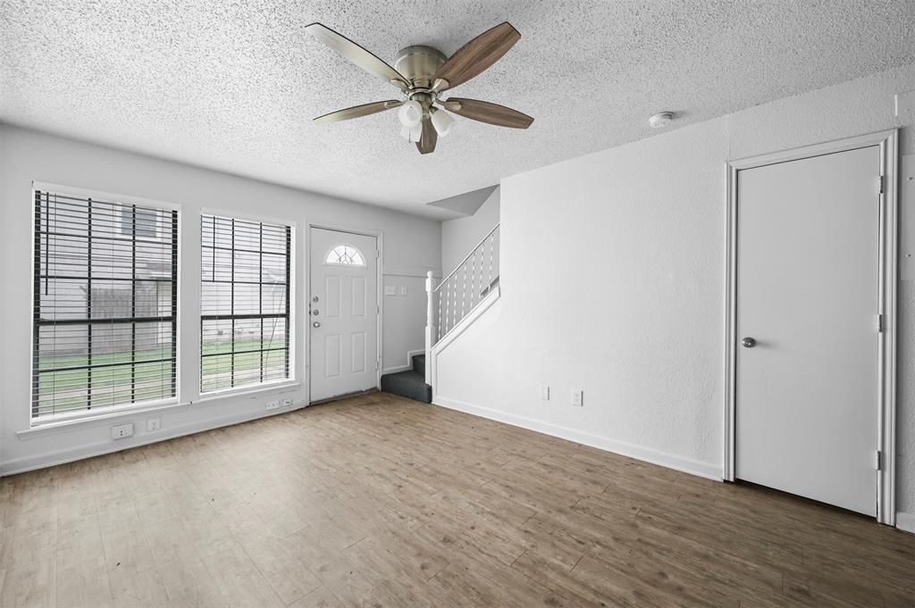 4921 Miller Avenue Property Photo 2