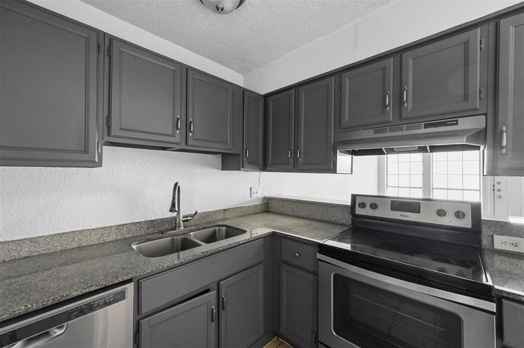 4921 Miller Avenue Property Photo 7