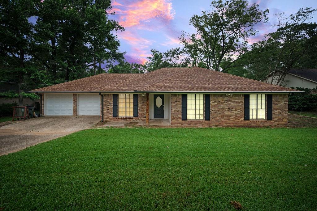 15060 Willowwood Drive Property Photo 1