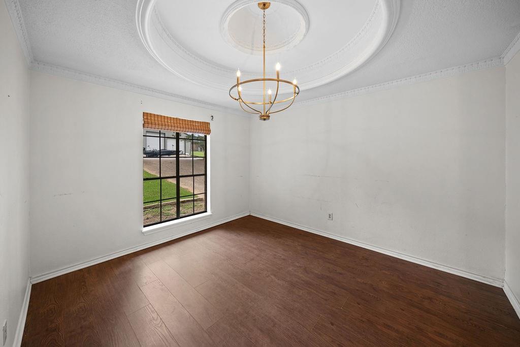 15060 Willowwood Drive Property Photo 12