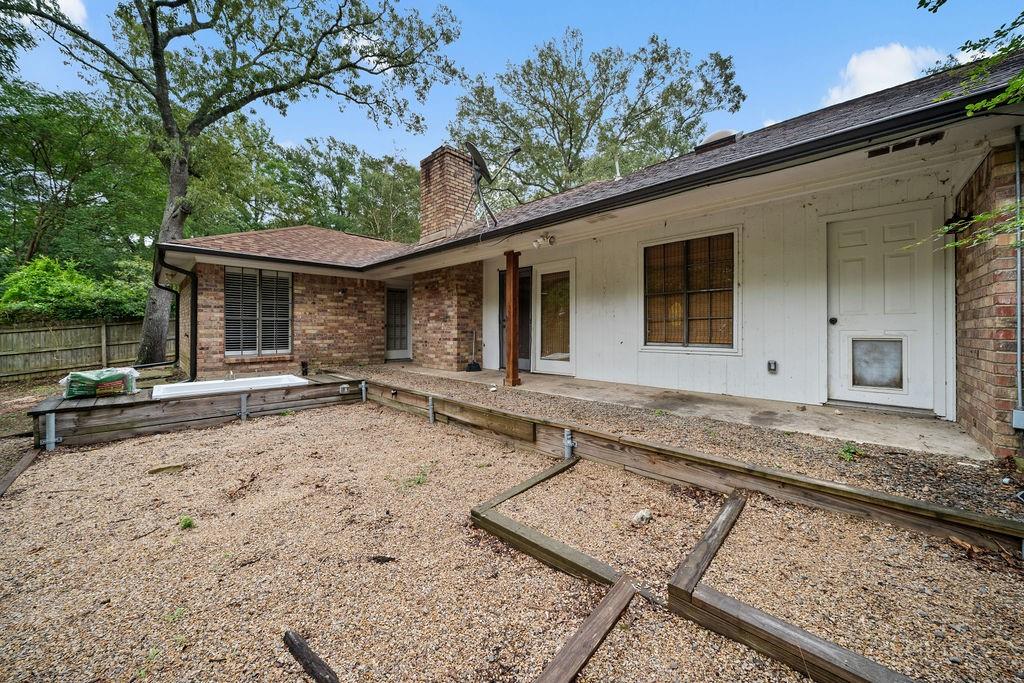 15060 Willowwood Drive Property Photo 28