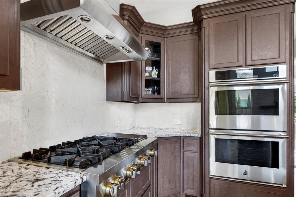 689 Dancing Water Drive Property Photo 13