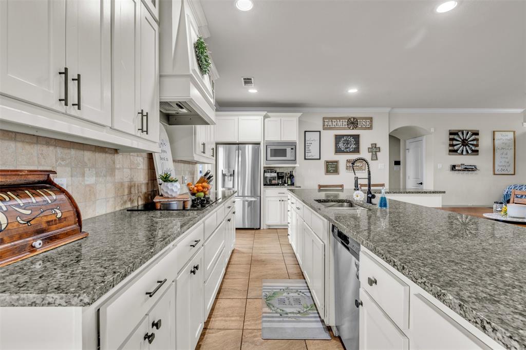 15077 Saddle Ridge Circle Property Photo 12