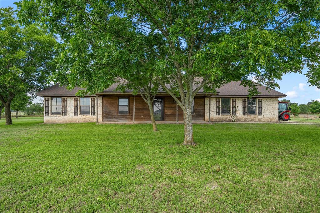 188 N Baese Road Property Photo 2