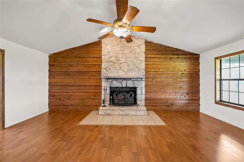 188 N Baese Road Property Photo 4