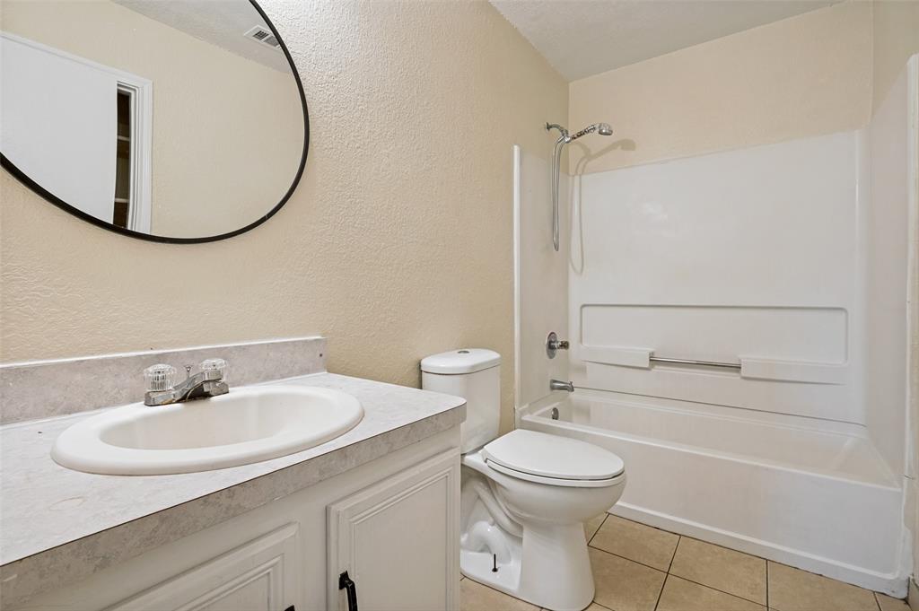 628 King Street Property Photo 17