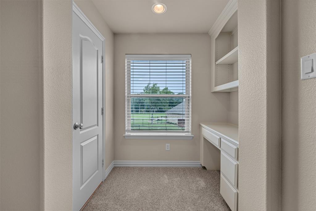 140 Eagles Peak Lane Property Photo 28