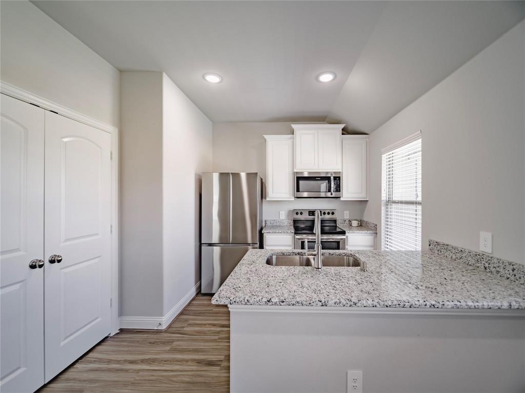 1418 Brindle Drive Property Photo 8