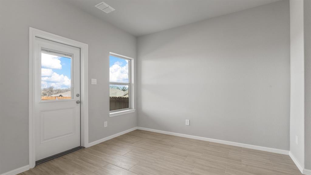 8401 Bluebonnet Bend Road Property Photo 10