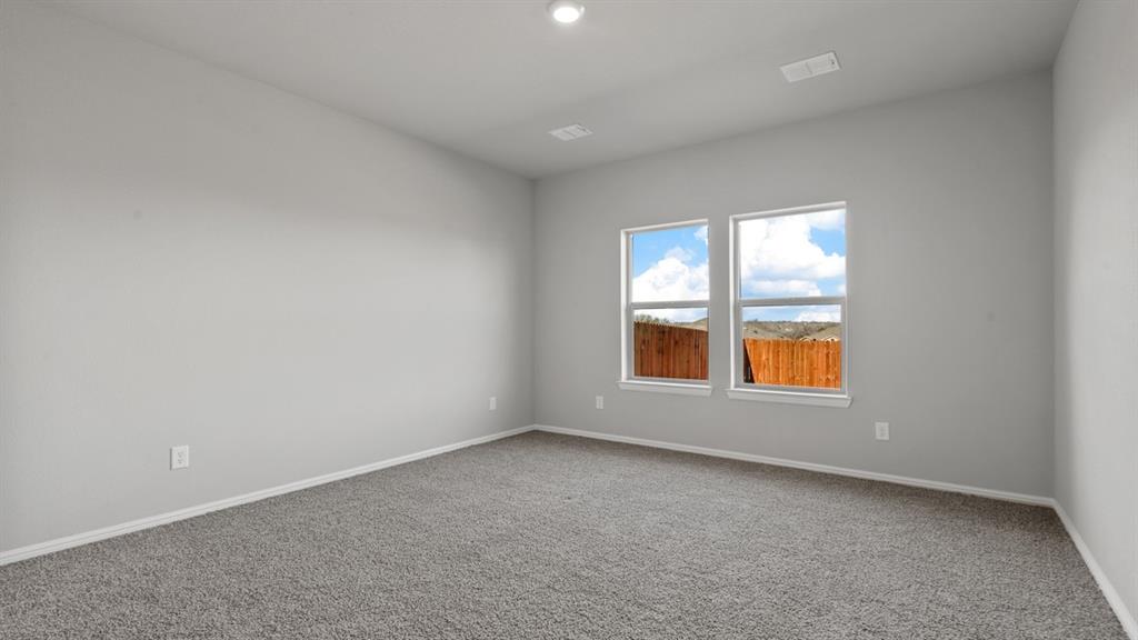 8401 Bluebonnet Bend Road Property Photo 15