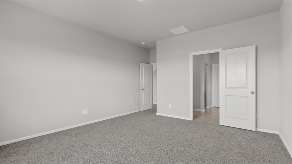 8401 Bluebonnet Bend Road Property Photo 17