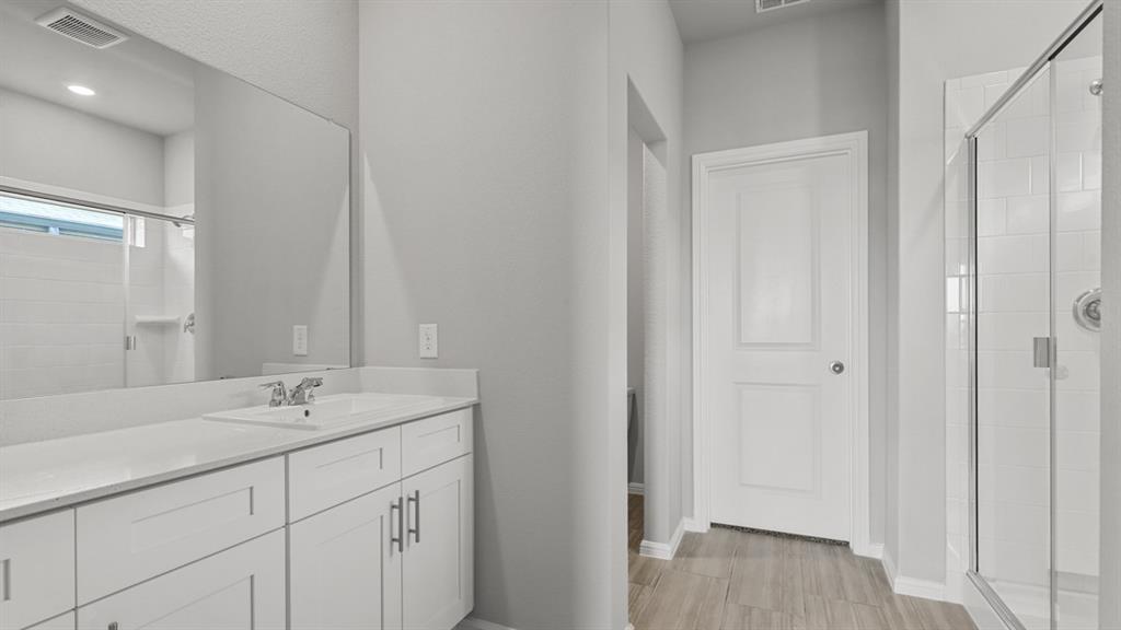 8401 Bluebonnet Bend Road Property Photo 18