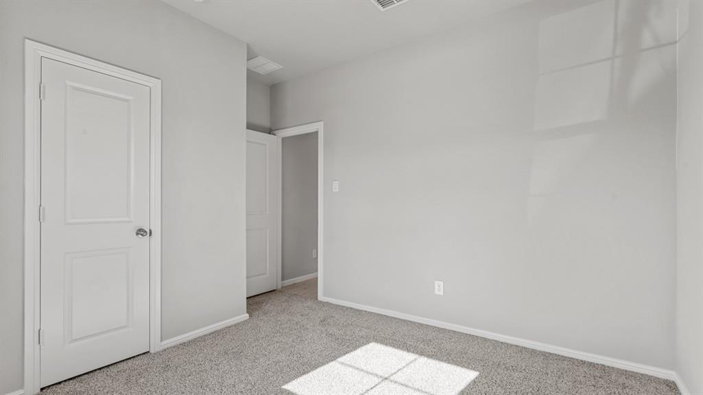 8401 Bluebonnet Bend Road Property Photo 24