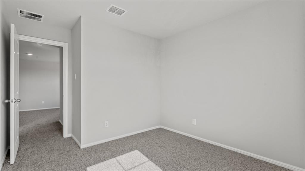 8401 Bluebonnet Bend Road Property Photo 33