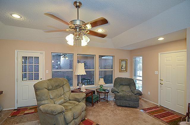 3112 Fairfield Drive Property Photo 3