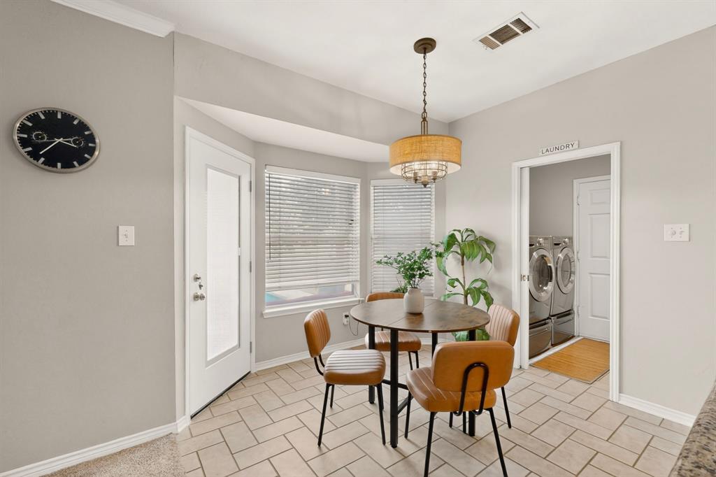 712 Water Oak Drive Property Photo 13