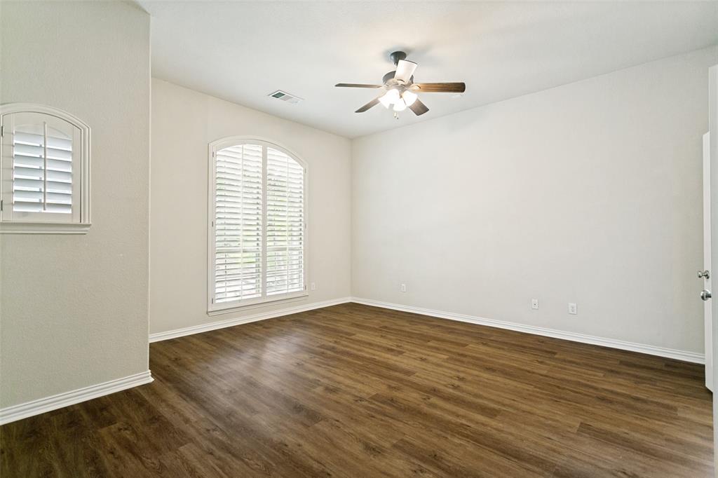 1148 Amy Drive Property Photo 3