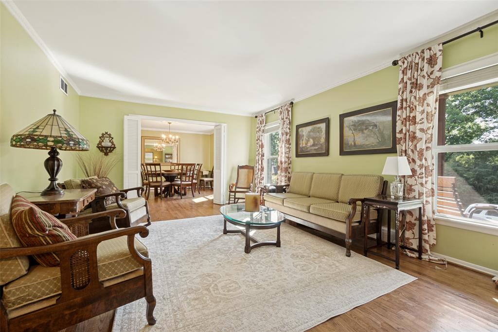8810 Grenore Drive Property Photo 13
