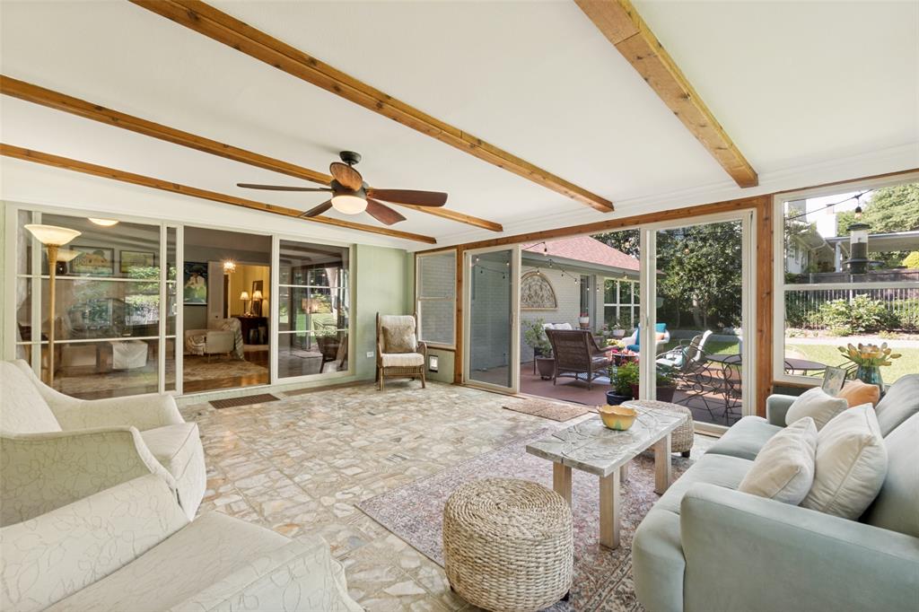 8810 Grenore Drive Property Photo 15