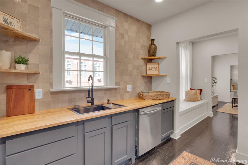 545 Kirby Place Property Photo 12