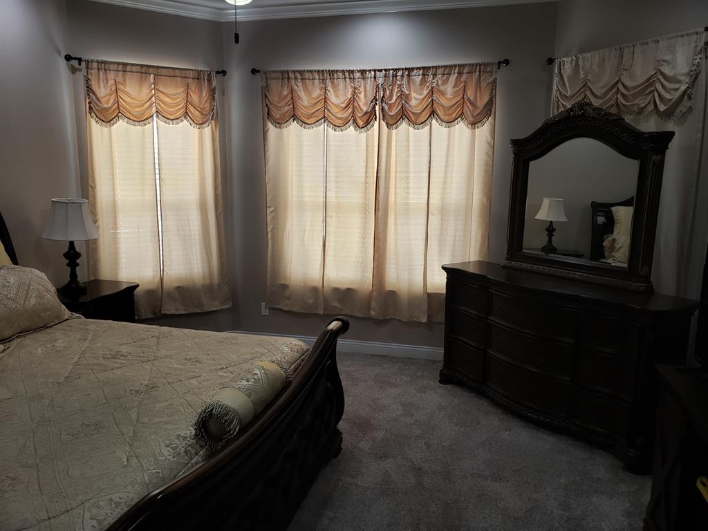 6727 N Hills Drive Property Photo 13